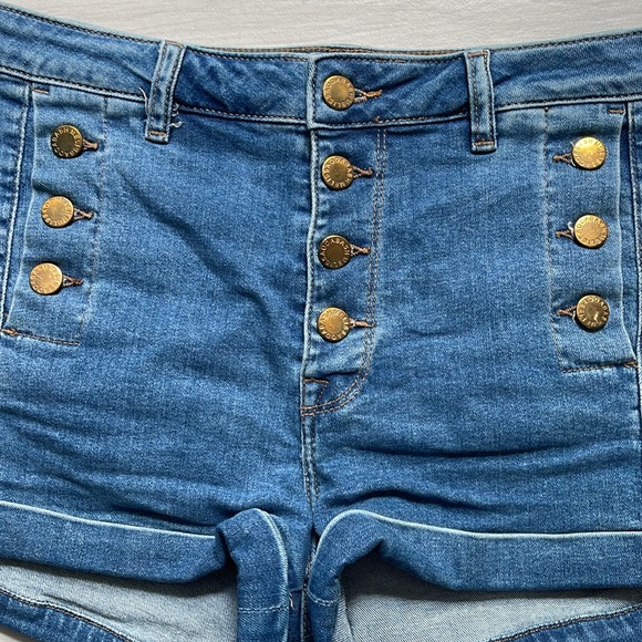 Melissa Odabash Jean Denim Shorts, size small - Picture 2 of 6